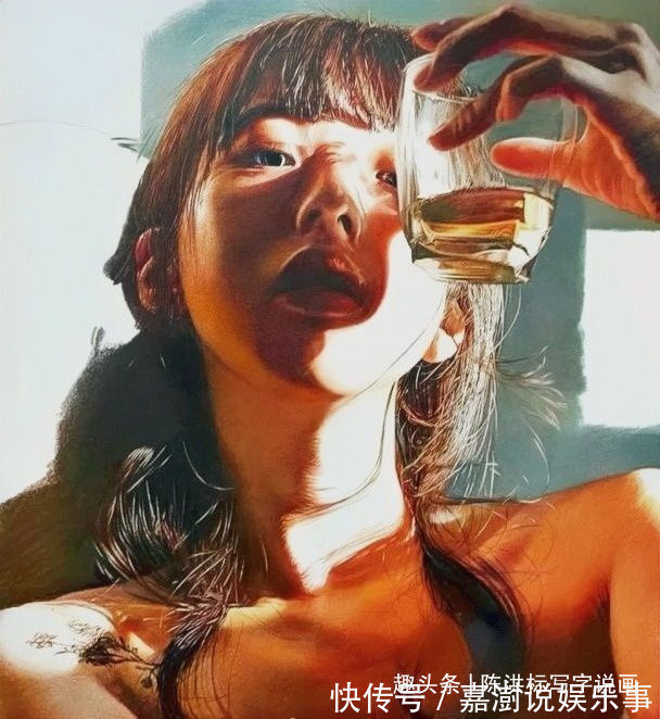 陈洪标#清华美院“女男神”PK冷军,用一支铅笔画人体,比照片还逼真细腻