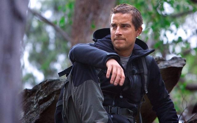 伤心|原来被贝爷骗了这么多年, 荒野求生这么拍的, 网友: 伤心了