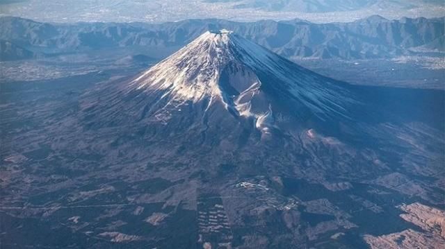 喷发|一场空前的灾难来临，沉睡300年的富士山苏醒，东京或难逃一劫