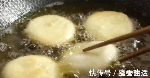 发面|油炸糕不要直接下锅，教你一招，外酥里软不吸油，吃着不油腻