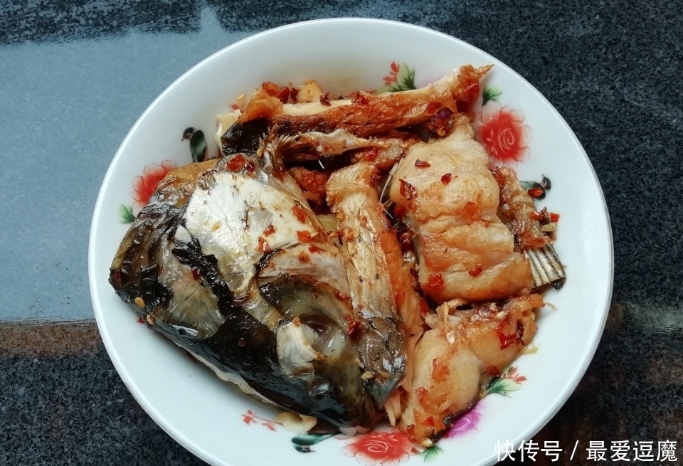 精致|四代人的晚餐,做了4菜1汤,不精致但很对胃口,爷爷奶奶都很喜欢