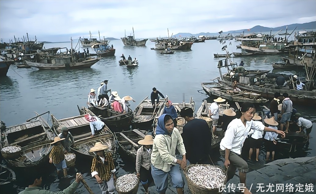 年代|80年代罕中国老照片，没想到30多年前的年轻人是这样的