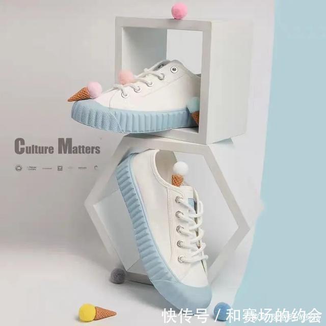 帆布鞋|你的鞋子该换了!今夏流行穿帆布鞋,百搭又平价