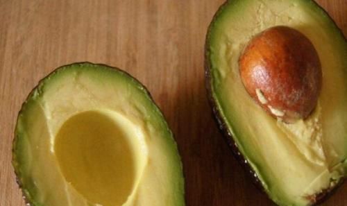 黑木耳|子宫不好衰老快,此种食物,每天吃一点,子宫或许会“喜欢”