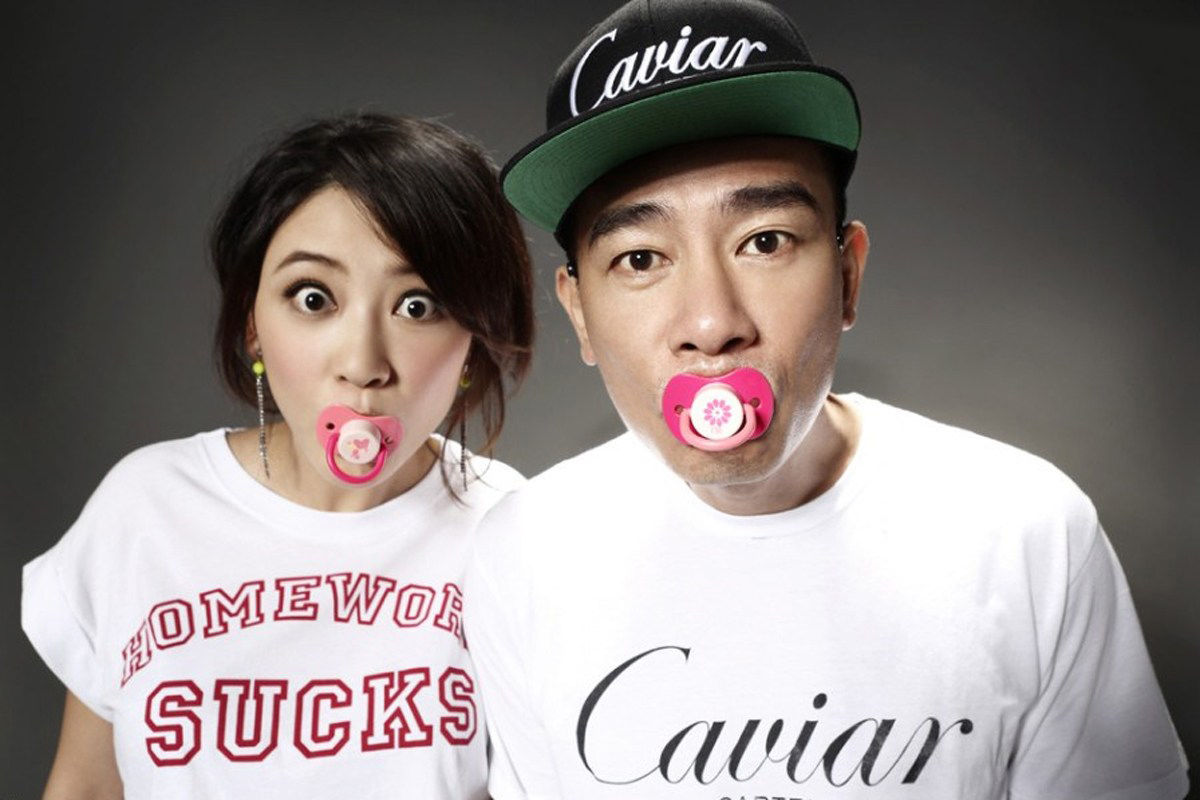 鸿星尔克|陈小春的大格局:中文推广大使、把护照当头像、把爱国刻在骨子里