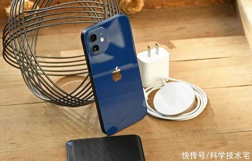 答案|卖出一部iPhone12，苹果能赚四千块钱？数据给你答案