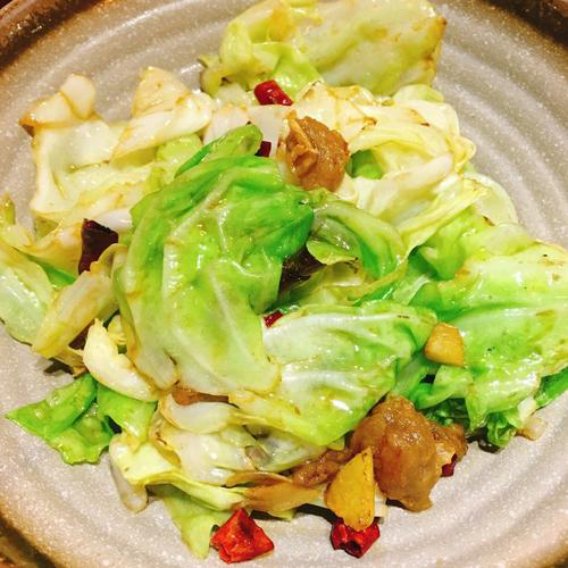 推荐菜肴24道，食材合理搭配，营养又美味，送你满口留香