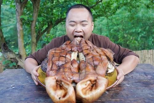 营养素|每天吃肉的人与从不吃肉的人相比，谁的身体更健康些？