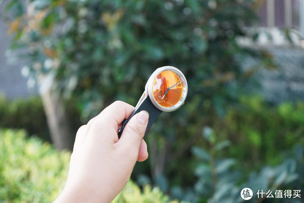 offst以为是太空之物，OFFSTAGE意大利太阳镜手表，小而美高级感十足！