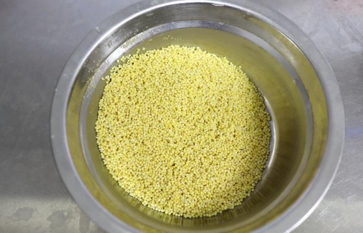 红薯|湿气最怕这碗“粥”,隔三差五喝一次,排毒养颜易消化,越喝越瘦