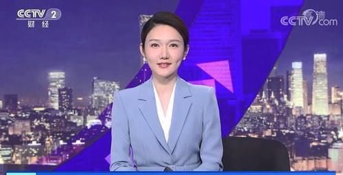 文艺主持|龙洋：首秀《经济信息联播》，不转型文艺主持做实CCTV-2一姐之位