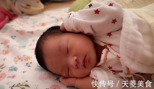 婴儿米粉|宝宝米粉要吃多久？超过这个时间别喂了，伤害“显而易见”