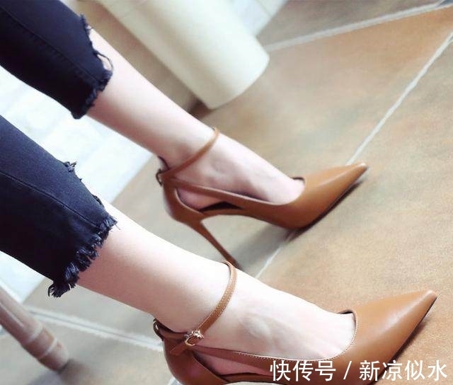 高跟鞋|你需要这样一双鞋，穿出优雅女神范
