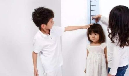 长高|孩子若出现这些特征,可能要停止长高了,家长尽量别忽视了