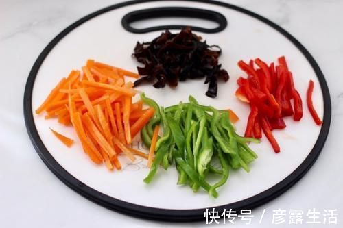 肉丝|酸甜不辣的经典川菜，简单几步就能超下饭，隔两天就要吃一回