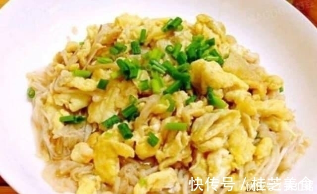 营养均衡|天然的“补脑菜”找到了，每天炒一盘，比核桃还滋补，脑瓜更聪明