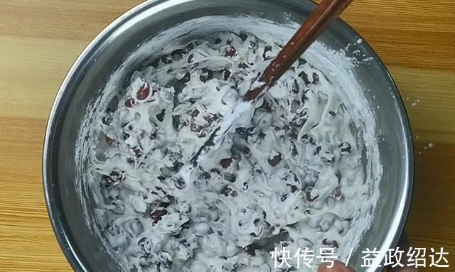 红豆糯米糕|红豆糯米糕的简单做法,软糯香甜,营养好吃,老少皆宜的家中美食