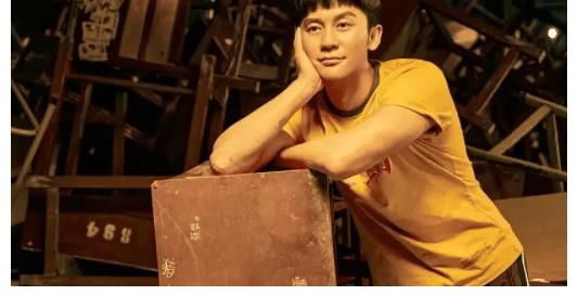 电影|郑恺和李晨上跑男备受质疑，超越上映13天票房1.31亿证明实力