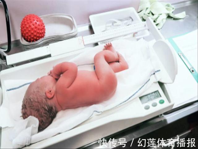 新生儿|婴儿刚出生后护士为什么要报几斤几两?医生不说,但是父母要知道