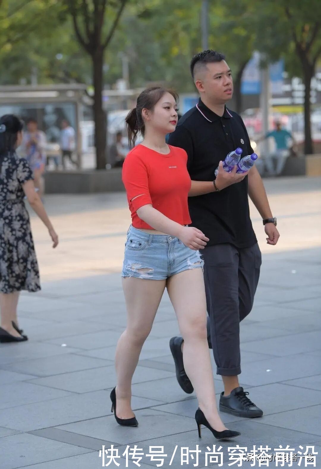 身形|腿部“健硕”能否穿短裤？只能说因人而异，还要看搭配技巧与细节