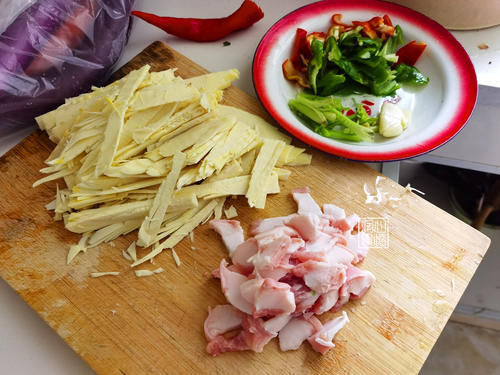 炒冬笋时，到底要不要焯水？牢记这“3点”，冬笋脆嫩入味不涩嘴