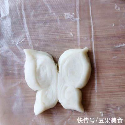 手抓饼版蝴蝶酥！酥脆掉渣，零失败巨好吃