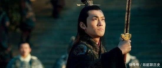 青龙|三国时期四大冷兵器:青龙偃月刀第3,方天画戟第4,第一不可思议