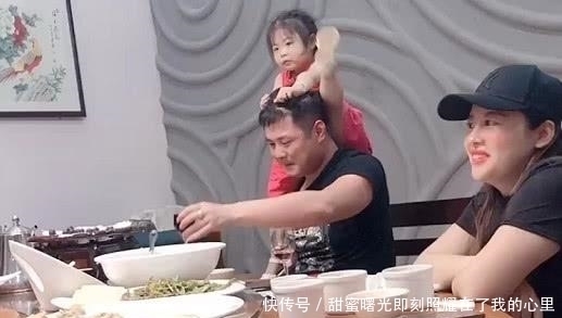 名副|“女儿奴奶爸”被娃“折磨”,爸爸:玩吧,反正我也不想活了!