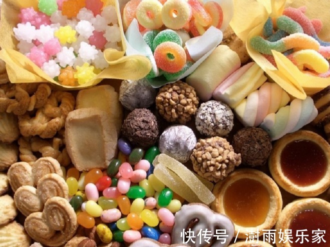 孩子|有3种食物尽量要少让孩子吃,会“偷”走体内的钙,影响长高