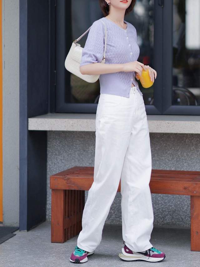 女孩子|秋季,针织衫配半身裙高级洋气,让你可咸可甜,秒变初恋女友模样