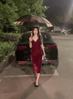 |搞笑动图:没有犁坏的地,只有累死的牛!