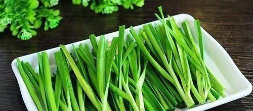 身体|女性想要身体好,多吃3种食物,保护肠胃,排出毒素,早吃早好