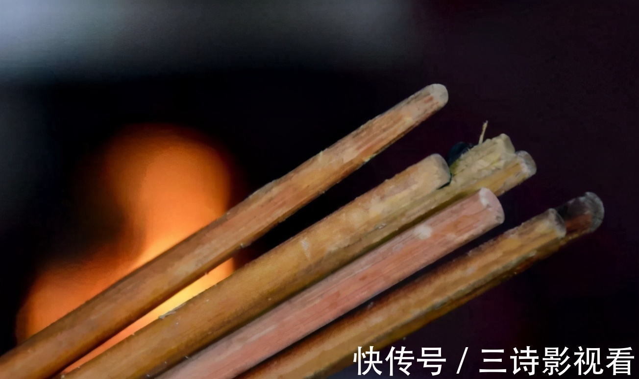 养花|巧用筷子养花,知道该用在什么地方吗?此3处有迹可循