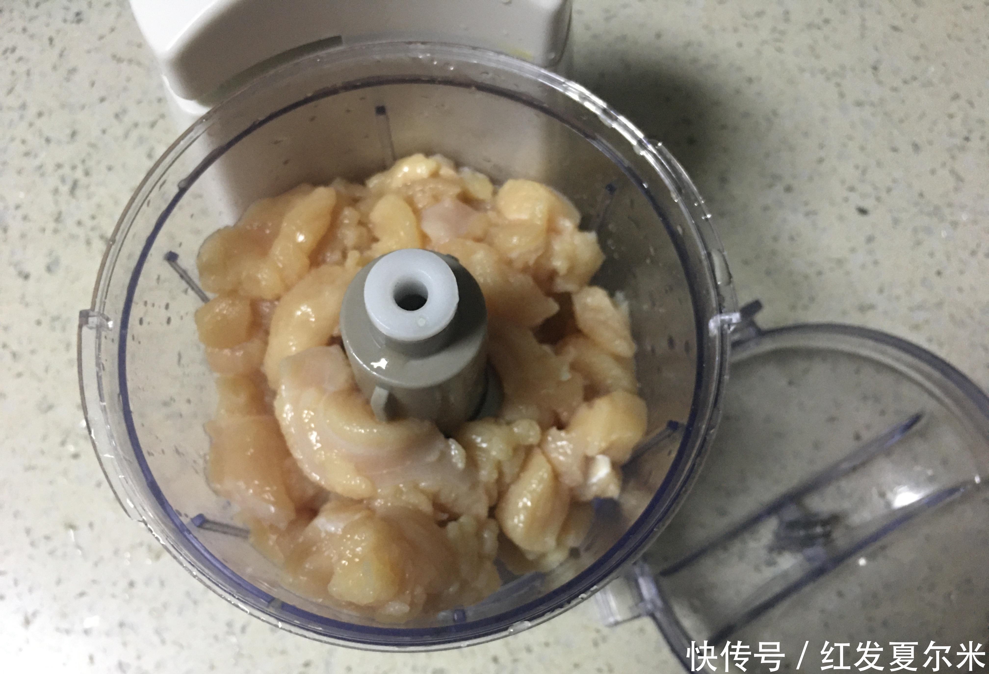 1勺|鸡胸肉花样吃法之香菇酿鸡胸肉,低脂低卡又有营养,一家人都爱吃