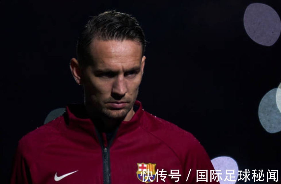 普斯卡什|备胎变身楷模!他是巴萨逆境中最意外的功臣