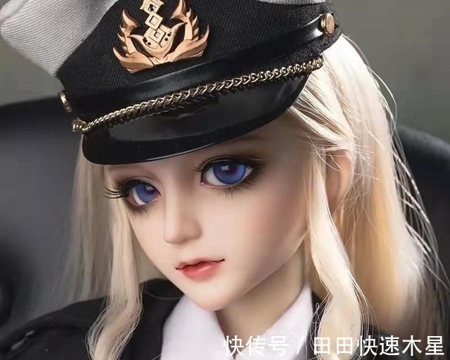 二次元|购买手办有啥意义,女性手办常被人误会,她们只是“手办墙”