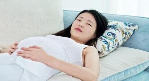 “艾葉煮雞蛋”有4大調(diào)理功效，4類人若堅持吃，養(yǎng)生效果會更好