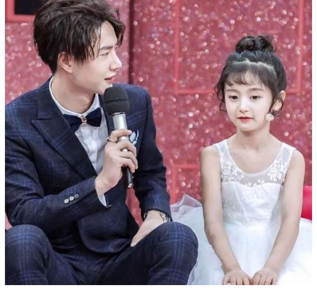 王一博|王一博在《天天向上》称“反正得有一个儿子”,网友怒对重男轻女