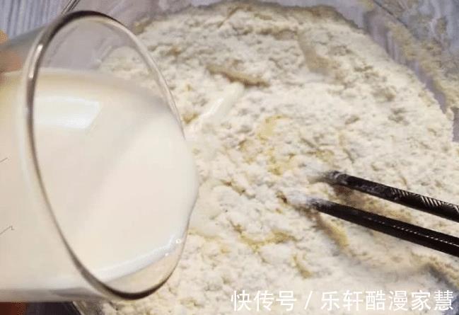 发面|原来炸油条很简单,想吃就做,个个空心蓬松,金黄酥脆,教您方法