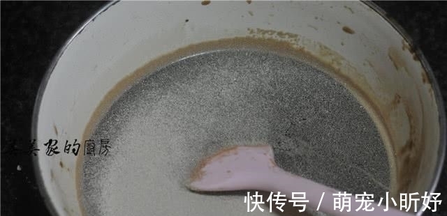 想吃马拉糕不用去茶楼了,教你在家做,蓬松劲道,比茶楼还好吃!