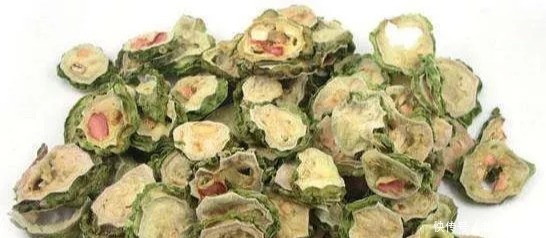 苦瓜和此物一起泡,等于“天然泻药”,排出毒素,肚子越喝越瘦!