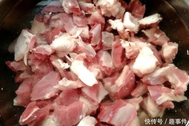 羊腿|做羊肉最忌放大料，羊肉这样做，一羊两吃，二斤羊肉不够吃
