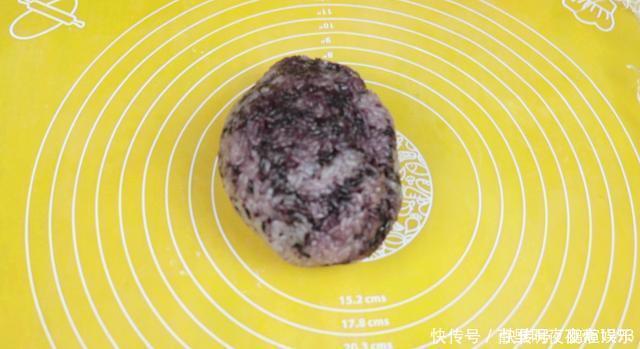 糯米简单蒸一蒸,卷一卷,比寿司还好吃,营养丰富口感好