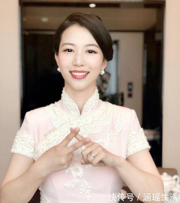 写真|她是中国最美女掌门，太极拳比李连杰打得好，34岁嫁老外，今怎样了