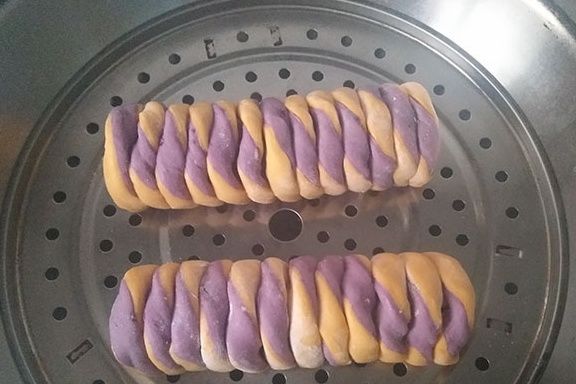 蒸包子|入秋蒸包子，别只会老一套，试试这做法，造型有趣还很暄软，好吃