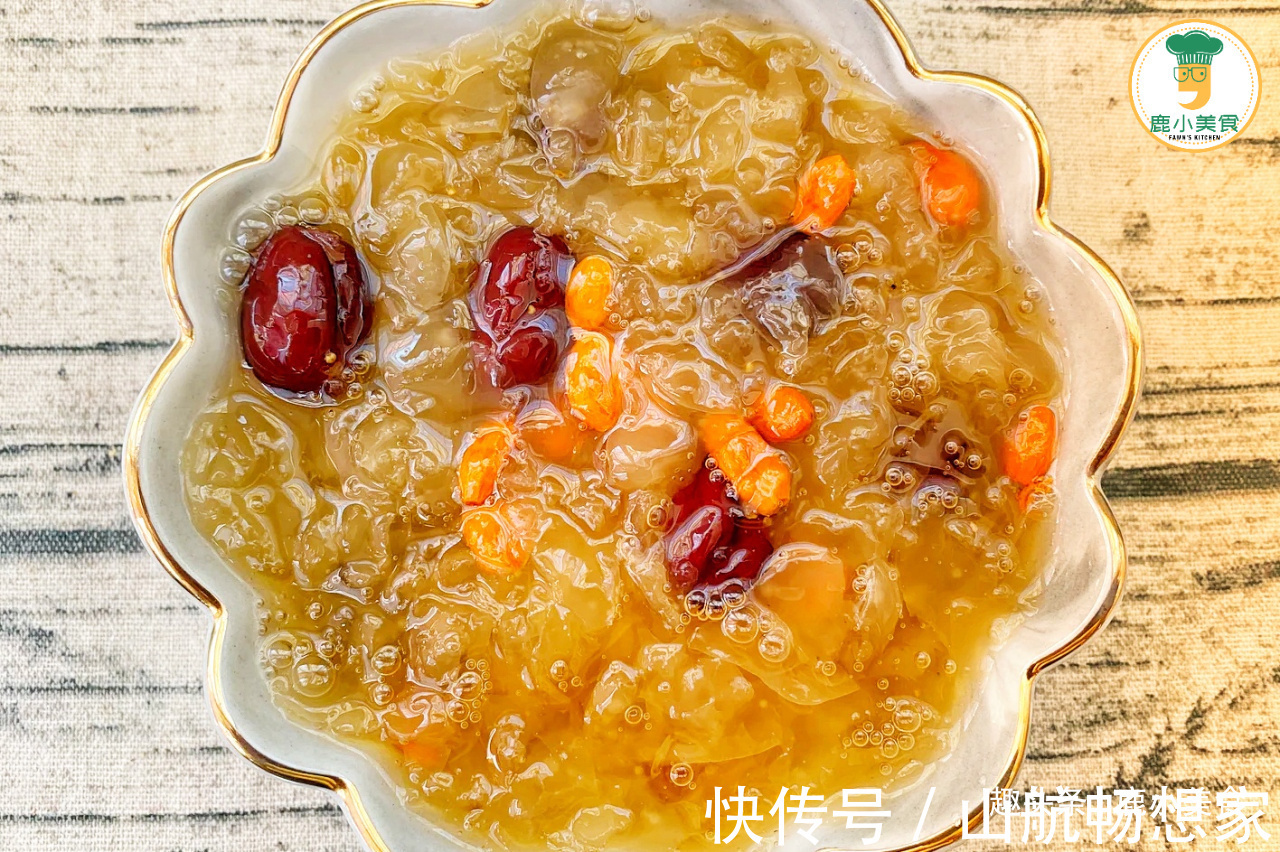 碱性食物|春天，如果有条件，建议女性多喝银耳汤，补充胶原蛋白，养颜滋润