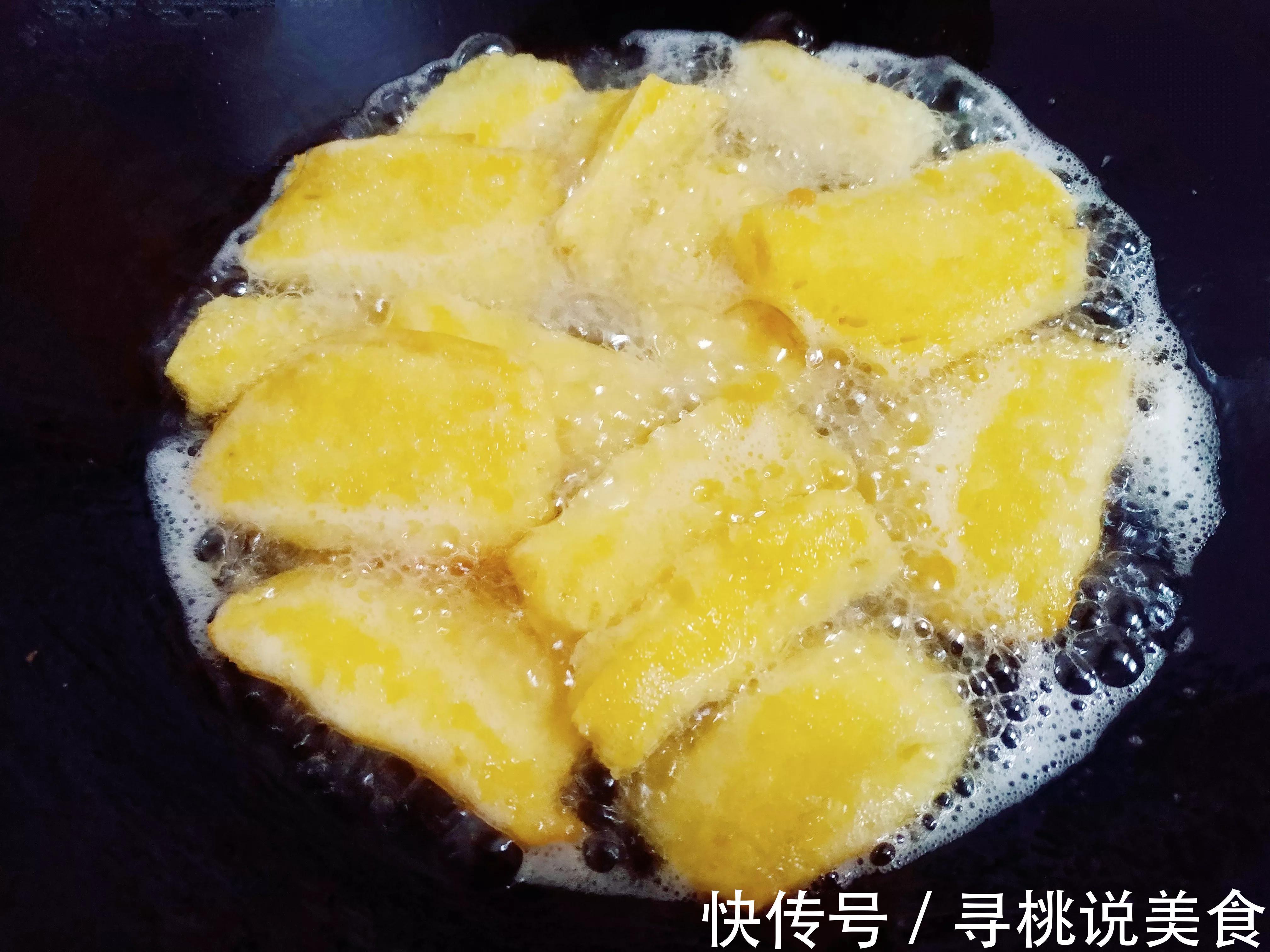 炸馒头片，除了鸡蛋外再加2种料，馒头片酥脆不油腻，久放不回软