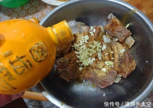 喜欢|它是猪身上的宝,比牛羊肉滋补,补肾健脾胃,全家人都喜欢吃!