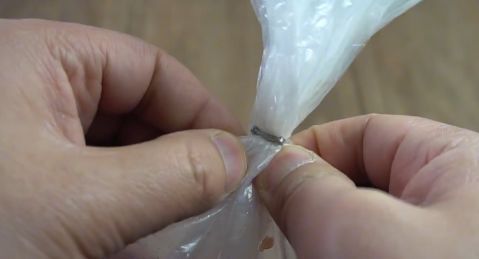 封口钉|超市袋子上的封口钉，不需要用指甲抠，一秒轻松完整打开！