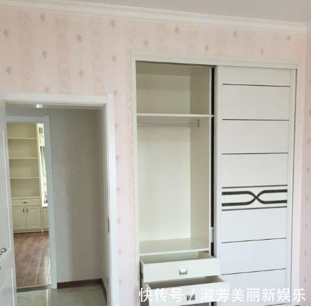 飘窗|婆婆在飘窗打了一圈柜子, 被我发到业主群里, 群里消息炸了锅!